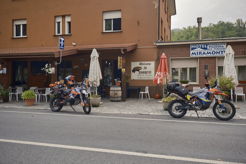 18.9. Do přístavu — Z Brandýsa do Dakaru na moto